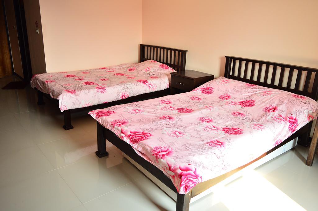 Mech Mansion Hotell Chiang Rai Exteriör bild